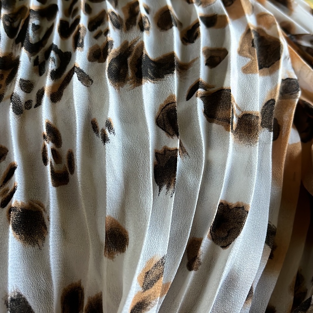 Essentials By Milano Top - image 8